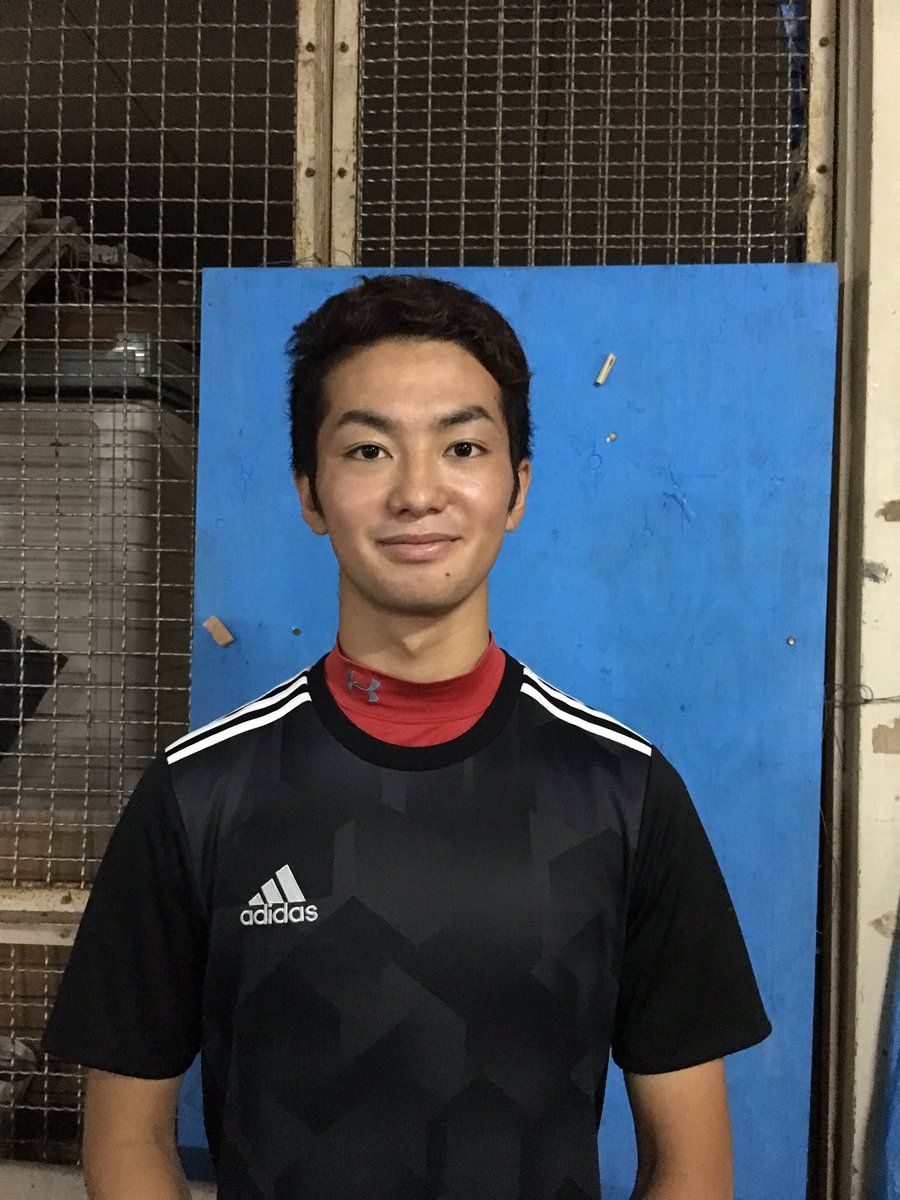 新入部員 No.1】 背番号15 西村 侑真 （DF） 1.目標 筋肉をつけること