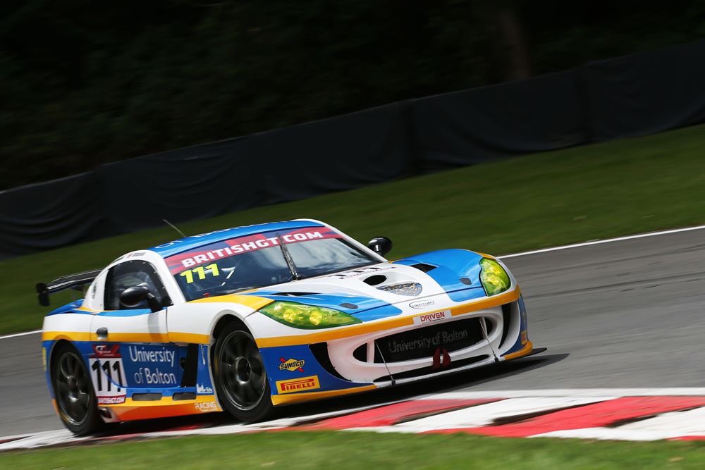 Century_Msport's tweet photo. Century Motorsport on the pace in GT4 at Brands Hatch
Read more: https://t.co/GxCkiv0q5p
Images: @JakobEbrey 
#Century #weareginetta https://t.co/O4eJKlK3sb