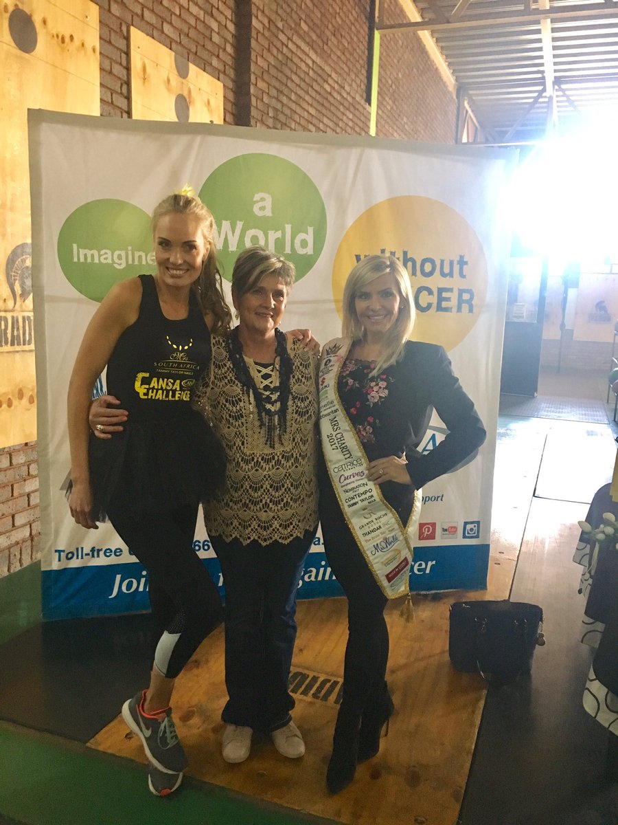 Mrs_GG1's tweet photo. #CansaChallenge host @AnrikevdWalt success #TammyTaylorNailsMrsSA Finalists #WOD #Crossfitter vs #cancer fighter #spirit #Amrap #timecap https://t.co/6gk8dj5oza