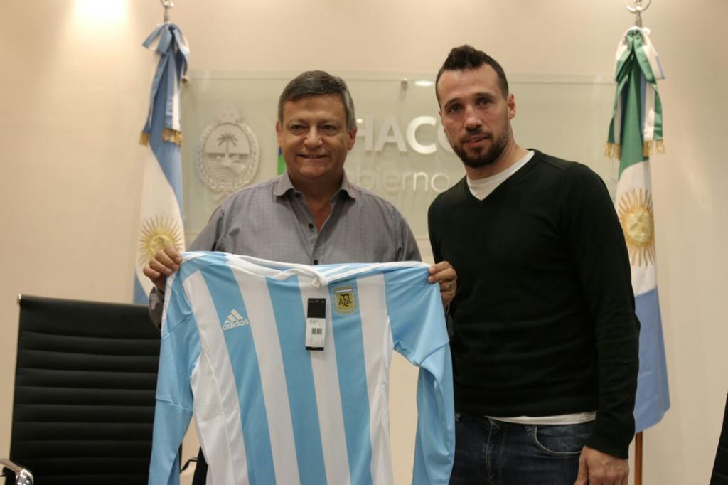 Recibí a @GiustozziDiego DT de la selección Argentina de Futsal y @AchileMarcelo de @afa. Muchas gracias por el presente!