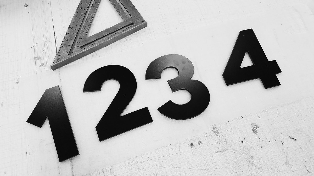 ModulexCarolina's tweet image. Crisp numbers on the drafting table! 
#oddlysatisfying #modulex #signage