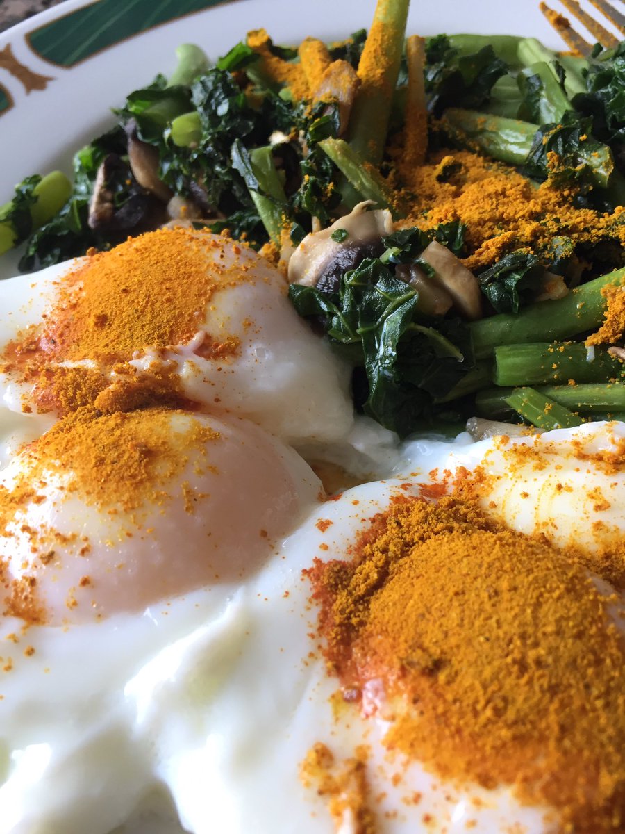 AlphaMaleDiet's tweet photo. Poached eggs with green beans, kale, muchrooms, and turmeric.

https://t.co/M3zHhdcAqF https://t.co/U447M4qoFT