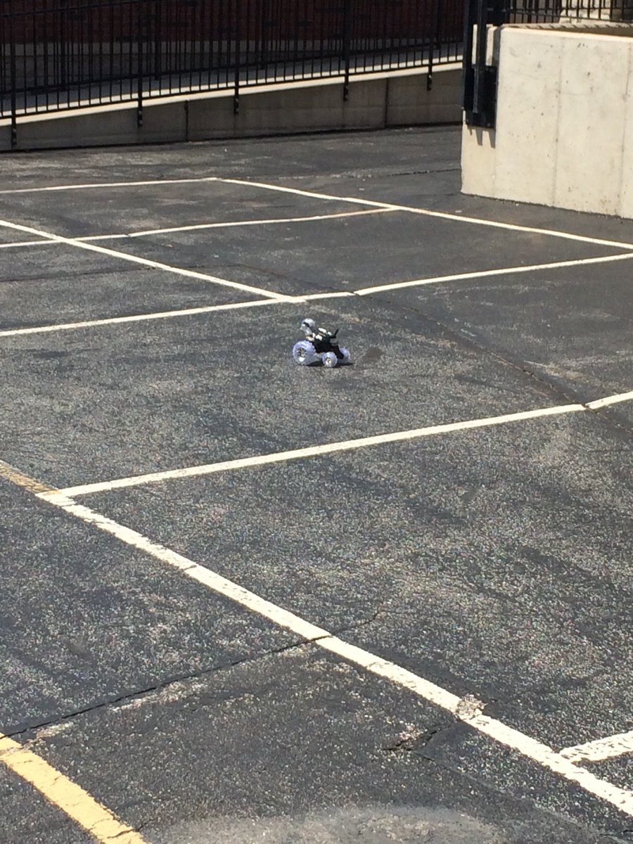 stephenschranck's tweet photo. Remote control cars #averyPOP #permitdriver https://t.co/oBKBuh3Tjx