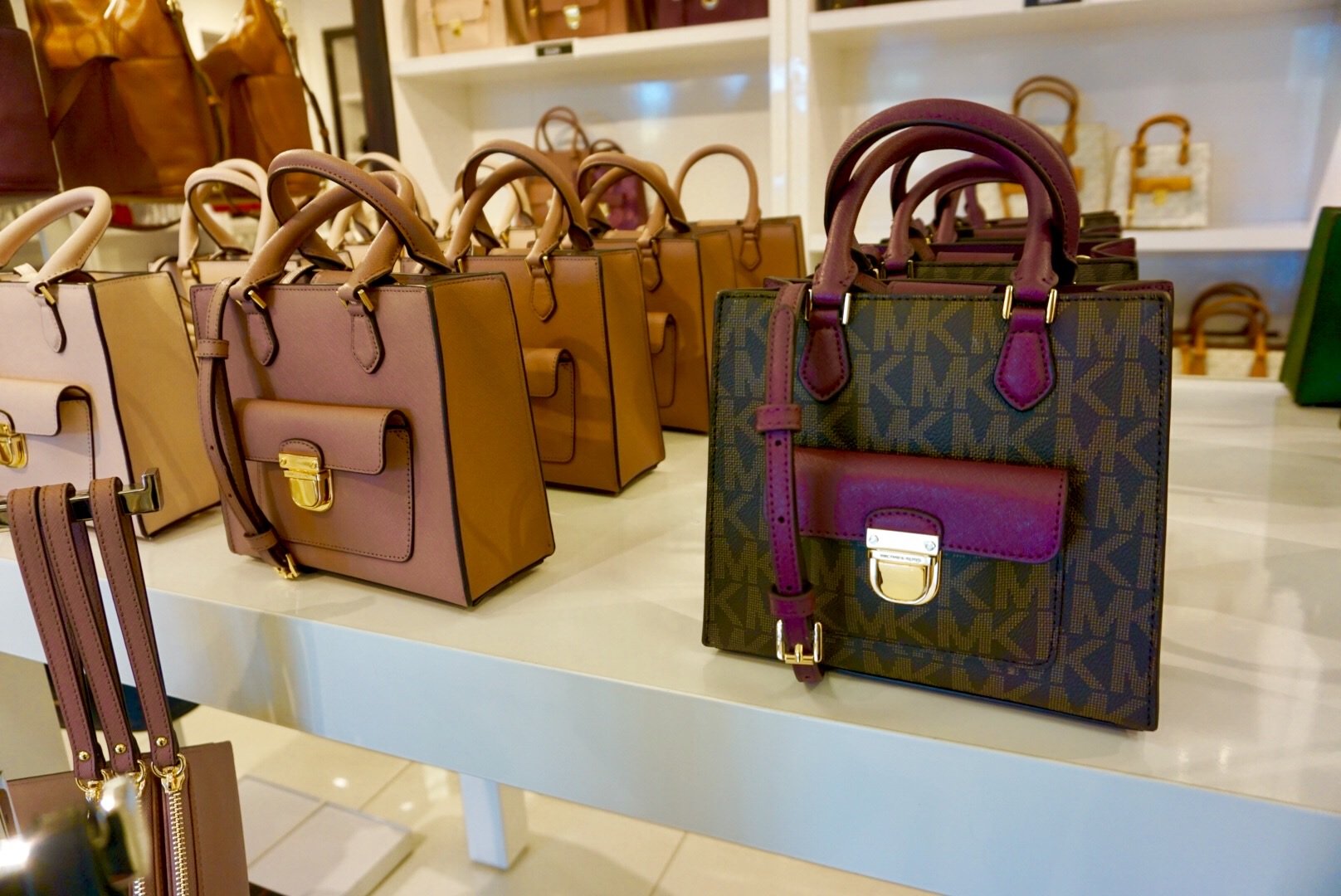 Happy Birthday, Michael Kors! 

Stop by our MK Outlet TODAY and check out the amazing deals and new product! 
