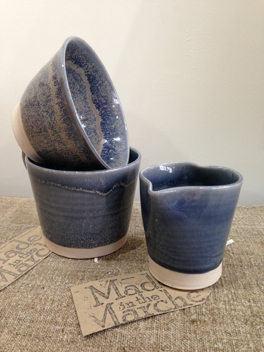 MarchesGallery's tweet photo. 'Lazy, Hazy Days' in #Herefordshire and the #artists and makers have a lot to offer: #beautiful #ceramics, #textiles, #paintings and more! https://t.co/0uRHLPCNrv