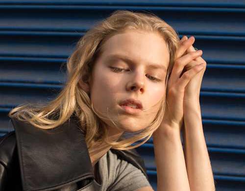 glassmagazine's tweet photo. New Model Army – Glass meets Jolie Alien https://t.co/ObAqSoUjP4 @PremierModels @joliealienMAK https://t.co/HgP8TjJaKU