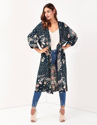Kimono (the new season must buy) mothershoppers.com/2017/08/09/kim…