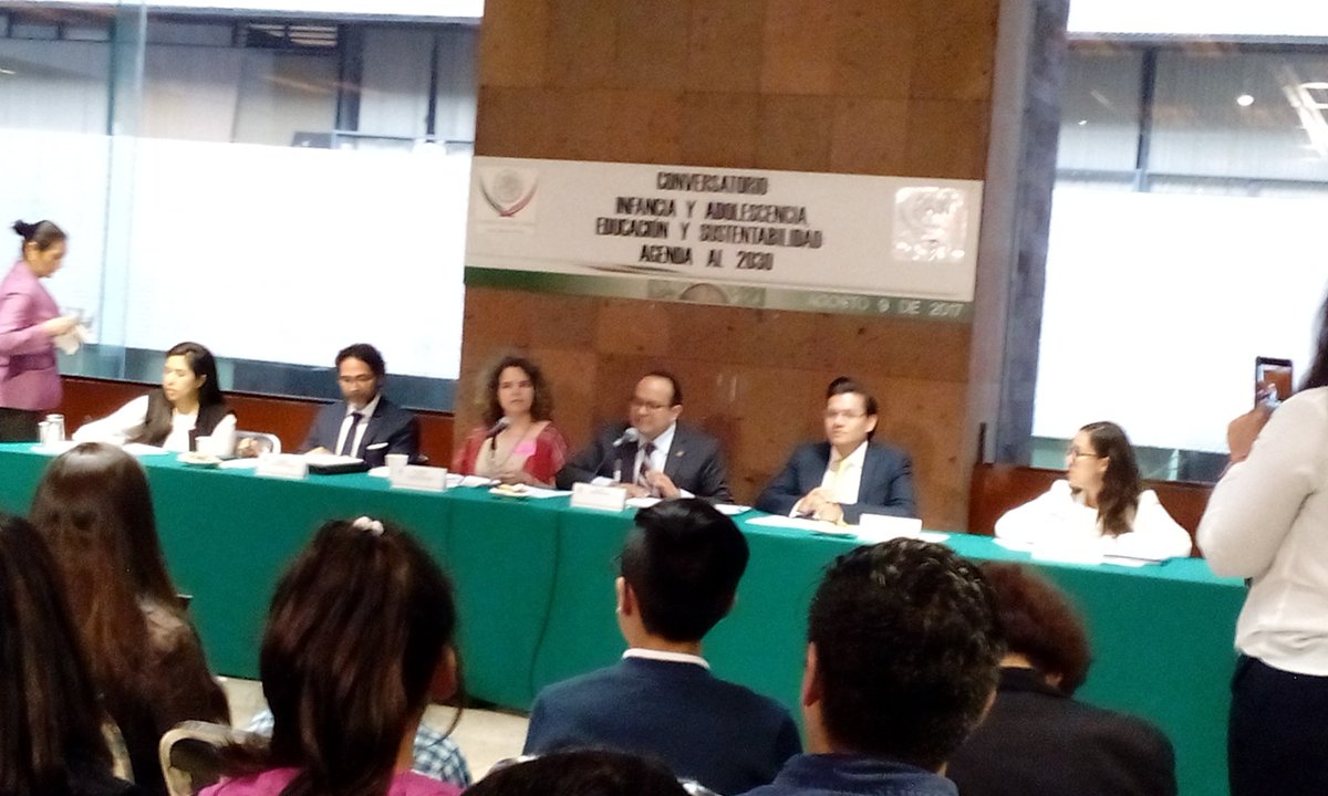 CarmenCamposF's tweet photo. Conversado sobre #educacióninfantil y #sustentabilidad #agenda2030 en la Cámara de Diputados https://t.co/GiaseQMSrP