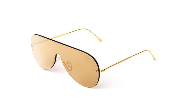 sunglassesproj's tweet photo. .@illesteva is revamping the classic #MJ #shades, 35 years after release of #Thriller #thesunglassesproject https://t.co/Wo22w4rhS9 https://t.co/X7gz2VDqkx