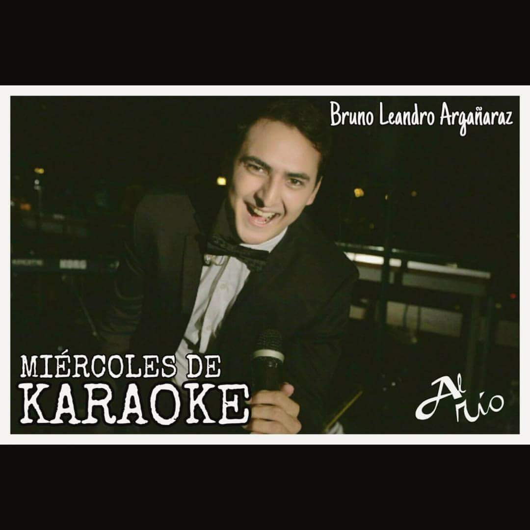 vrunook's tweet photo. Esta noche #VRUNO
animando el karaoke
en #AlRioMusic
Todo el mundo Invitado.
Te esperamos!!! #NocheDeMujeres https://t.co/dBAto32u5A