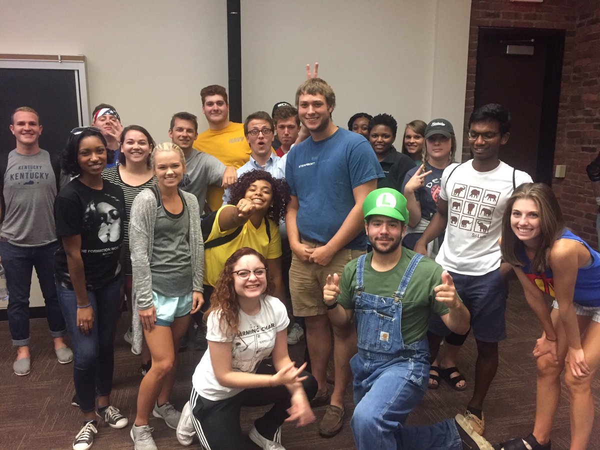 UKWoodlandGlen3's tweet photo. DAY 3! Shoutout to all the professional members of our staff, our RDs, who make sure we are doing a good job! @UKRATraining #UKRATraining ๐๐ธ https://t.co/zsxdDiidSL