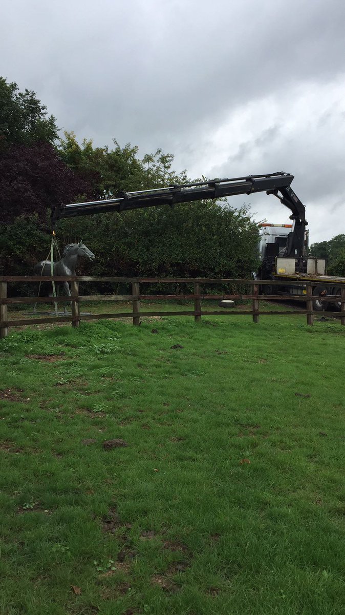 Gatwick_Group's tweet photo. A rainy day for everyone out today, none the less...a job well done by Shaun with a slightly different load than normal #logisticalsolutions https://t.co/V5ZkBnbesR