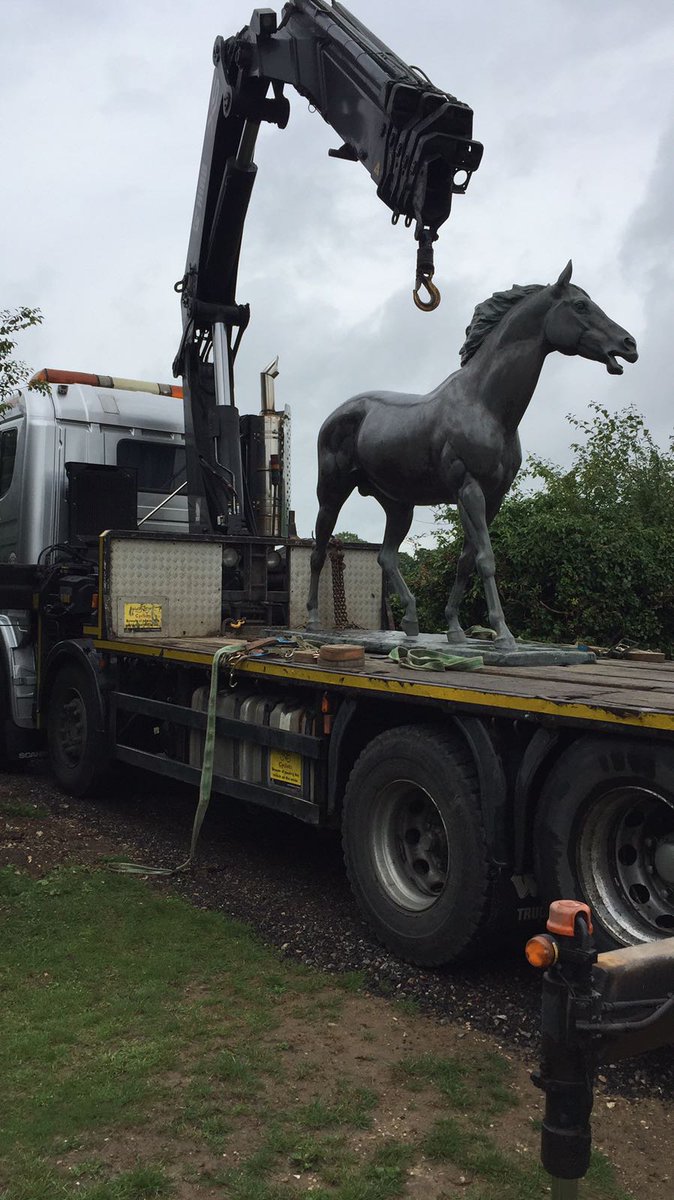 Gatwick_Group's tweet photo. A rainy day for everyone out today, none the less...a job well done by Shaun with a slightly different load than normal #logisticalsolutions https://t.co/V5ZkBnbesR
