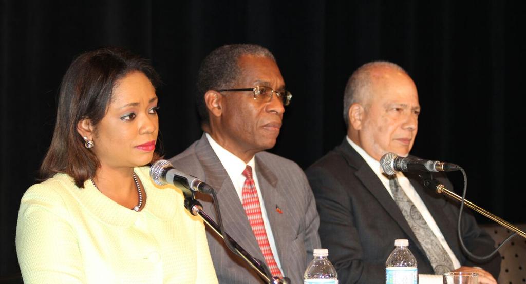 La Ministre du <a href="/MHAVE_HT/">Mhave_Haiti</a> et celui du @MAECHaiti Sont actuellement au Canada pour discuter avec les autorités Canadienne... [1/2]