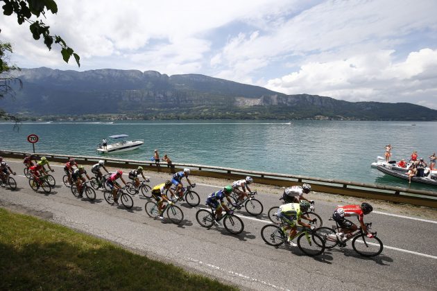 longest cycling race