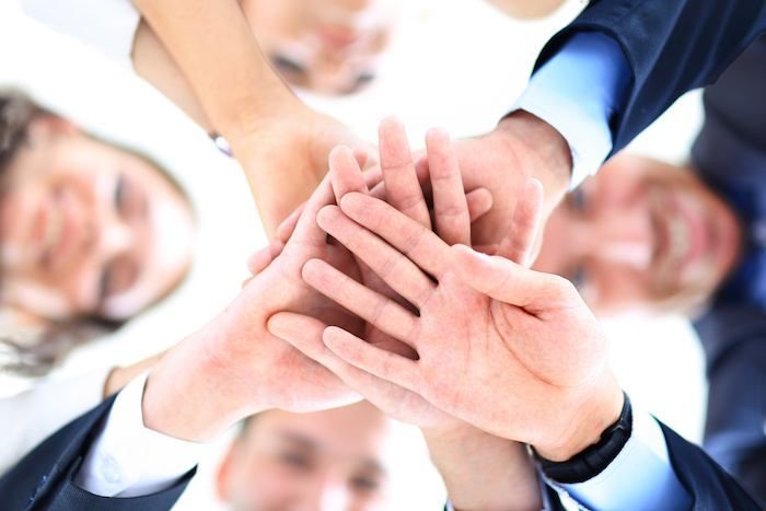 PrakticeHealth's tweet photo. “By helping employees to maximize their well-being, you’re contributing to their professional and personal success”

https://t.co/AFcqQKg2pX https://t.co/1T6xs9VJVT