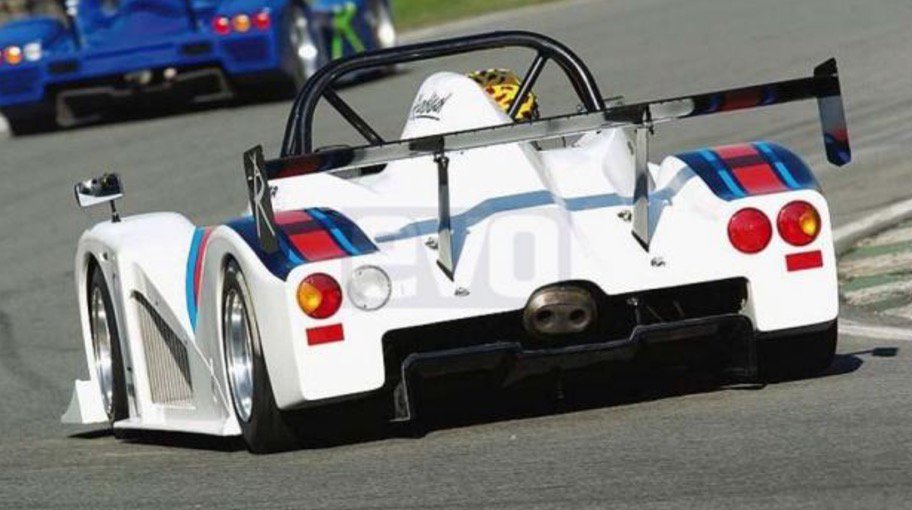 evomagazine tweet picture