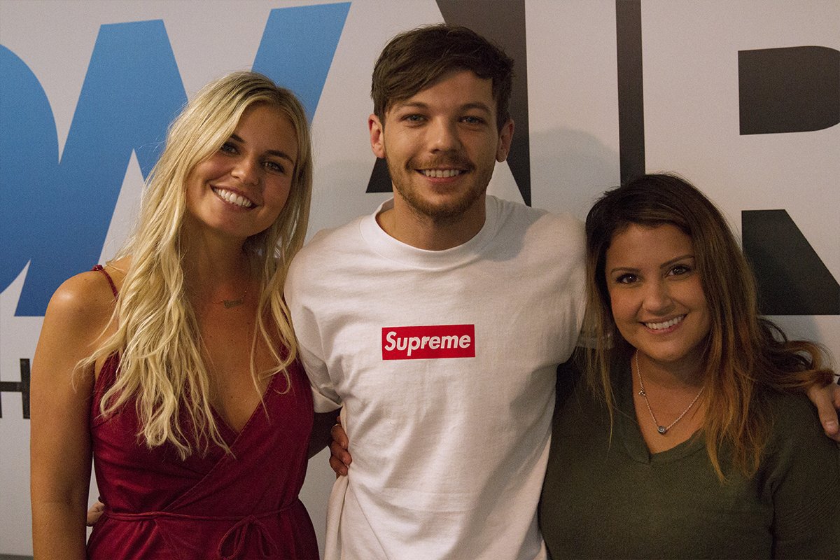 1027KIISFM's tweet photo. So how do we make @Louis_Tomlinson come by and have guy time with @RyanSeacrest more often?? #LouisOnSeacrest https://t.co/PkQboszyuU https://t.co/DVB9xdIt1d
