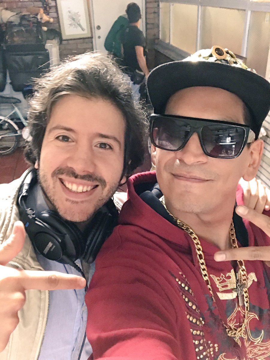 whatdafaqshow's tweet photo. Hoy día en el set grabando la película de @enchufetv ! Mi director @Jorgeulloaaa https://t.co/QQBl9B92sm