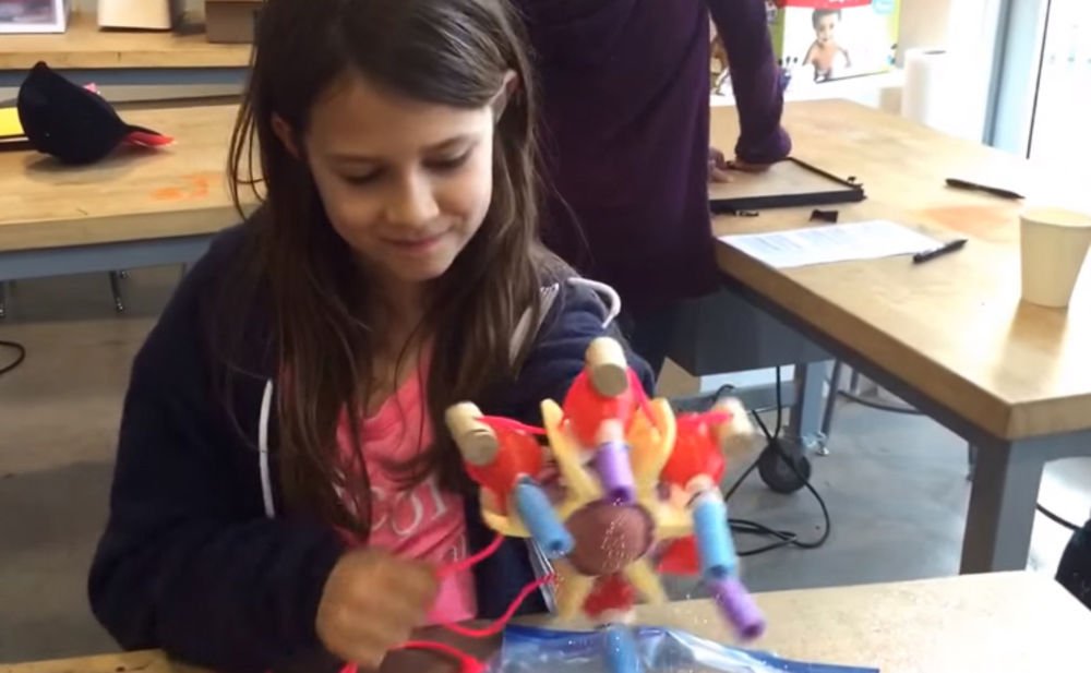 KidzPlay2Learn's tweet photo. #3dprinted prosthetics are amazing, but not all of them can shoot glitter!
https://t.co/fl6ljLM689 via @PopSci @kidmoborg &amp; @autodesk https://t.co/vxUP6FiWzL