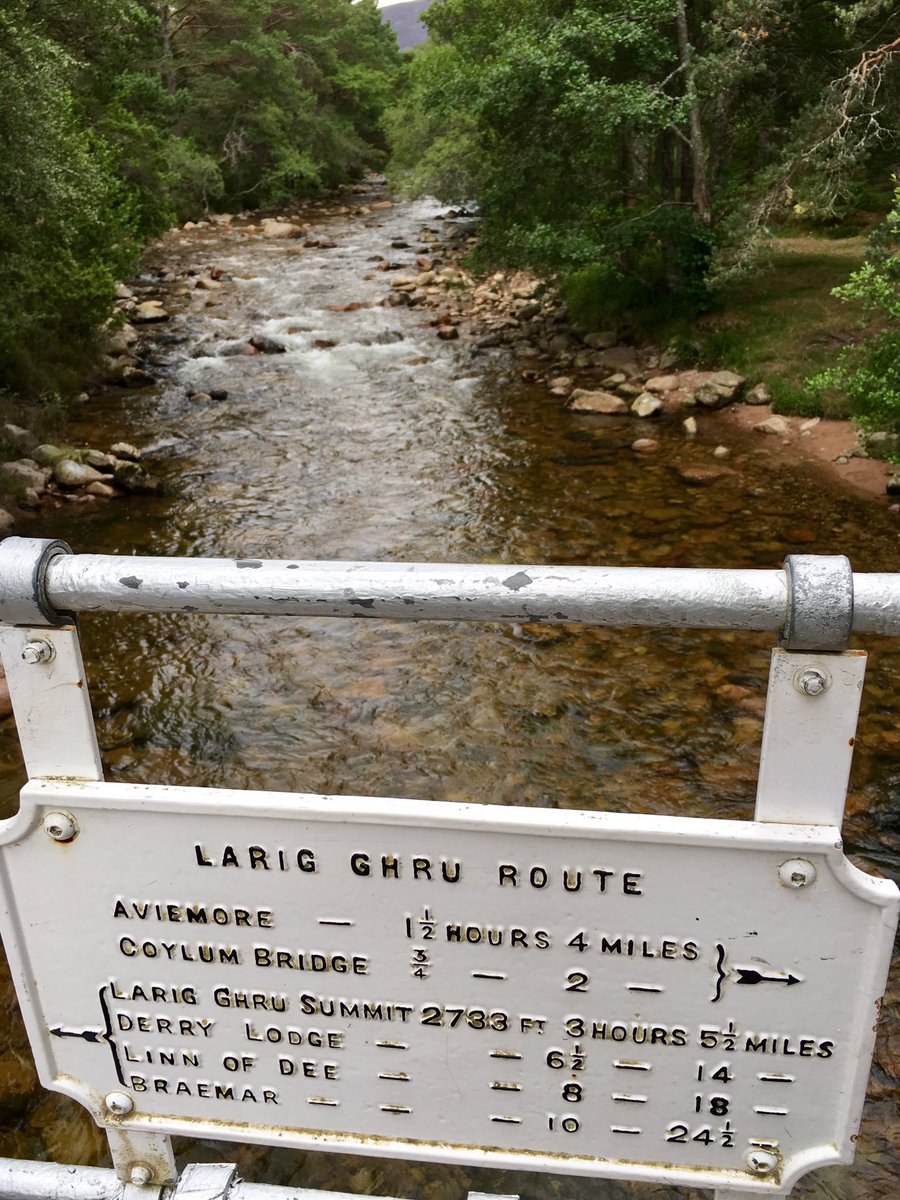 StuartMcLelland's tweet photo. #RiversofScotland
The Cairngorm Club Bridge over Am Beanaidh
#GravelBedRiver https://t.co/jNoDIc5Mkf