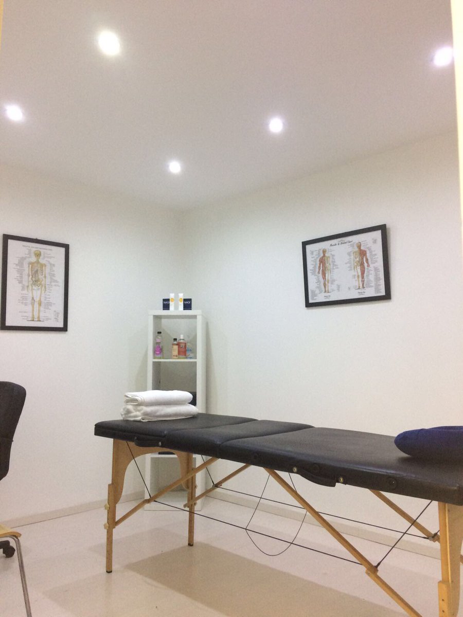 Core_P_T's tweet photo. New treatment room is looking great at our new clinic in #NorthernQuarter #Manchester #CoreHealthandFitness https://t.co/3lebQcVk4C