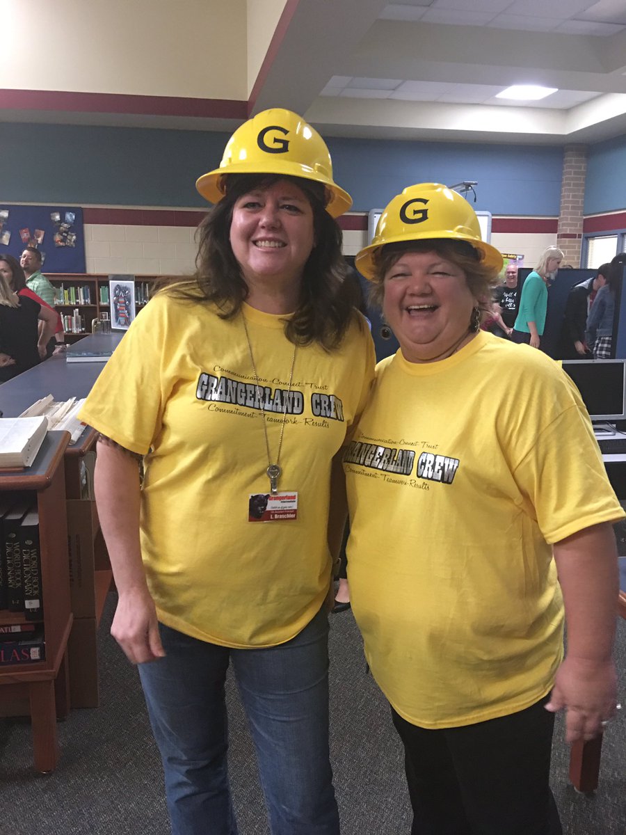 lbraschler's tweet photo. Back to school with Grangerland teachers. Laying the foundation for our year. #GISlearns #BethechangeGIS https://t.co/0qhNQHgrLe
