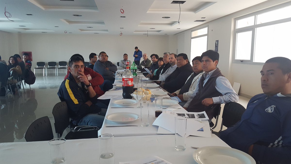 uthgrasalta's tweet photo. #DELEGADOS Más de 40 referentes de establecimientos hoteleros y gastronómicos de Salta dicen presente en un nuevo encuentro @pablo_alelopez https://t.co/JkHddQpGaF
