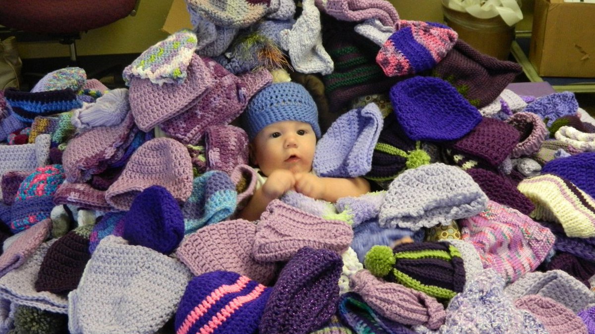 Volunteers needed to knit purple baby hats bit.ly/2fsF2eu https://t.co/OCCs8MiyGY