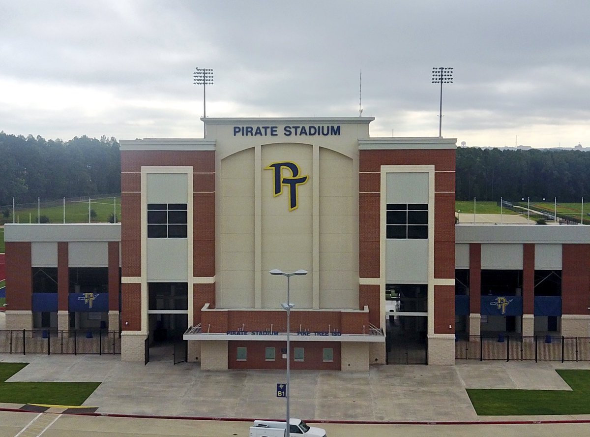 madalynralex's tweet photo. props to will for all the cool pics he took on his drone this morning;) https://t.co/UP2WtHCNtu