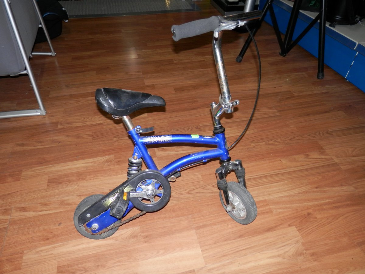 oportunitats's tweet photo. Mini bicicleta de circ Punk a 20€!!!
#oportunitats #segonama #ofertes #Igualada #Igualadapower https://t.co/943gLsZekB