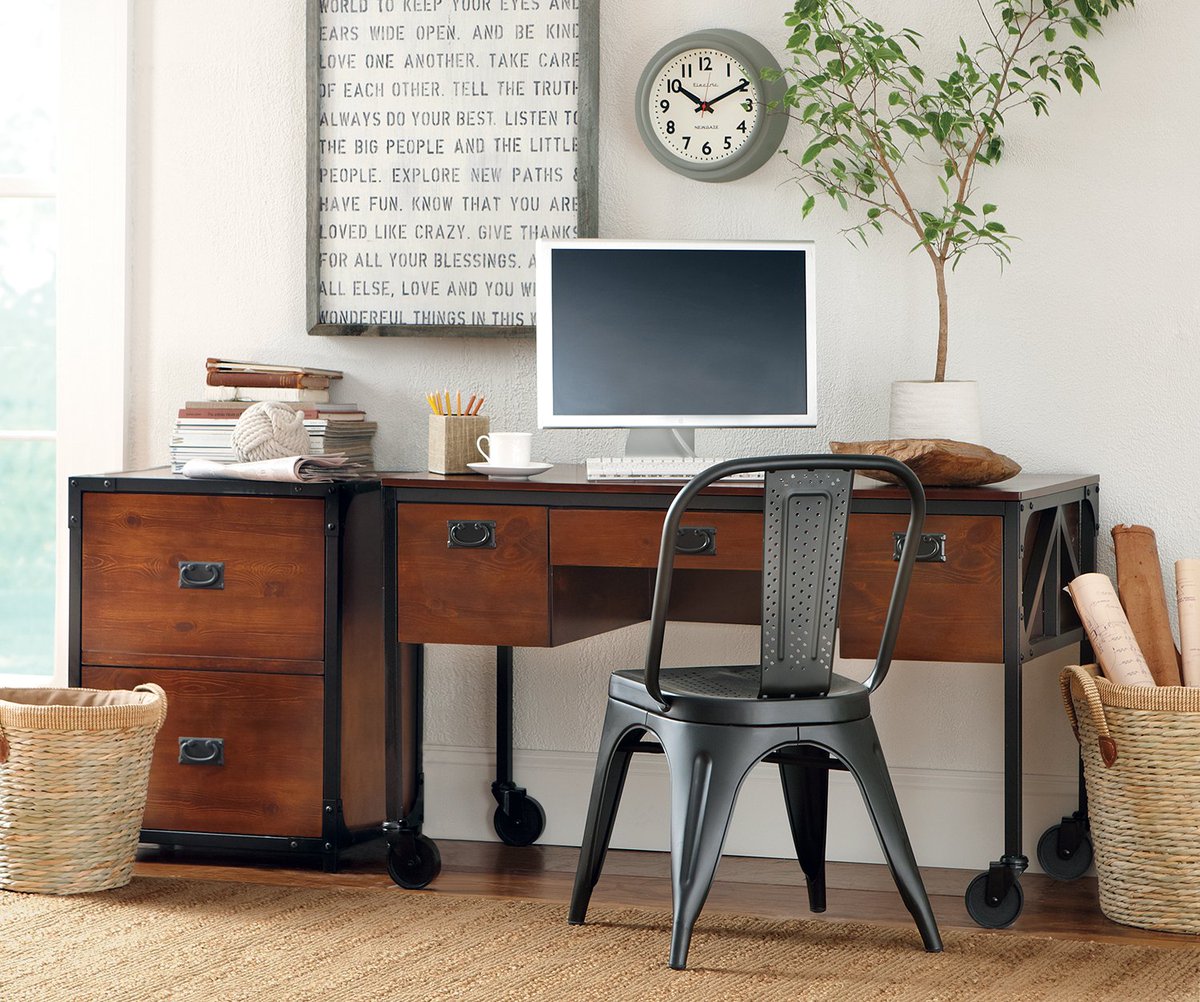 HomeDecorators's tweet image. Doesn’t your home office deserve a back-to-school outfit, too? Get new furniture &amp;gt;&amp;gt; thd.co/2tGItkN