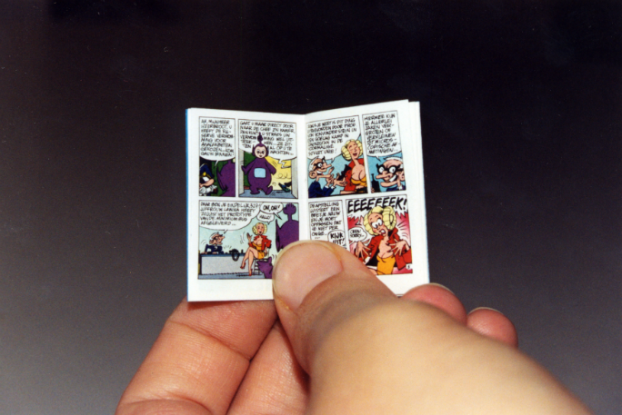 Resulta ng larawan para sa World Smallest Comic Book