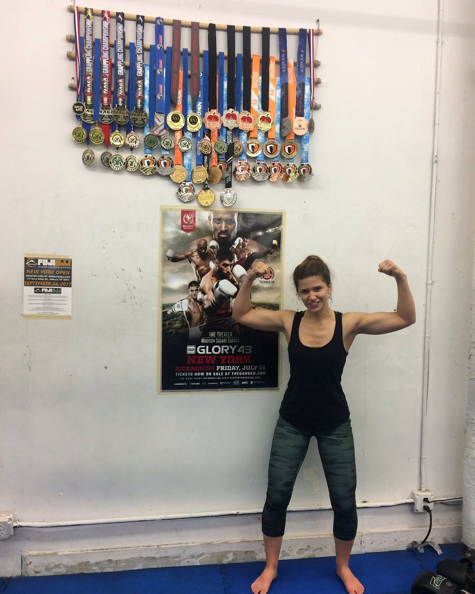 baumanelise tweet picture