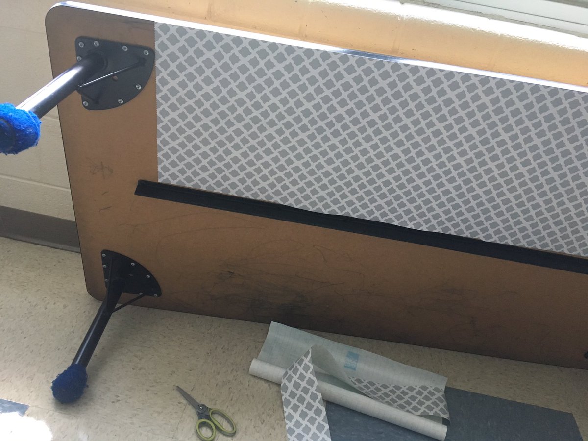 MsOertel's tweet photo. They always write on the bottom of my tables, but now they can erase too!  New work station!  #creativespace https://t.co/FOmPgJWSWW