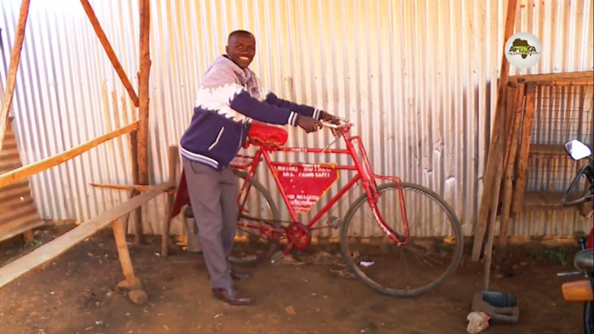AfUncensored's tweet photo. Stories of hope: 24-yr-old Simon Muturi has won the Gatitu/Muruguru ward seat in Nyeri Town. He had just a bicycle and a Kshs 20,000 budget. https://t.co/tw1eNu51s7
