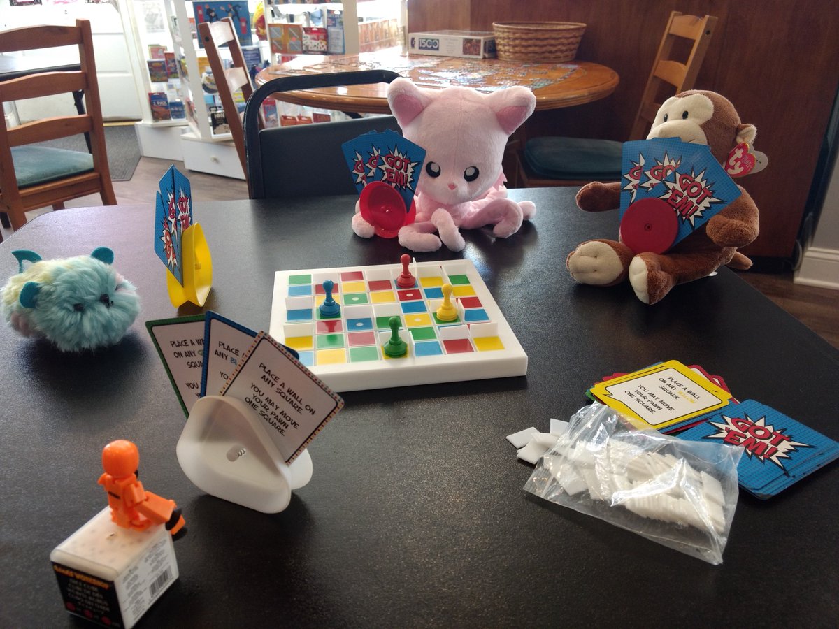 gamefriendzy's tweet photo. We have a few of our pals playing a game of Got 'Em. How cute! #tentaclekitty #stikbots #fluffables #typluffies https://t.co/Zw8iX9ZhmZ
