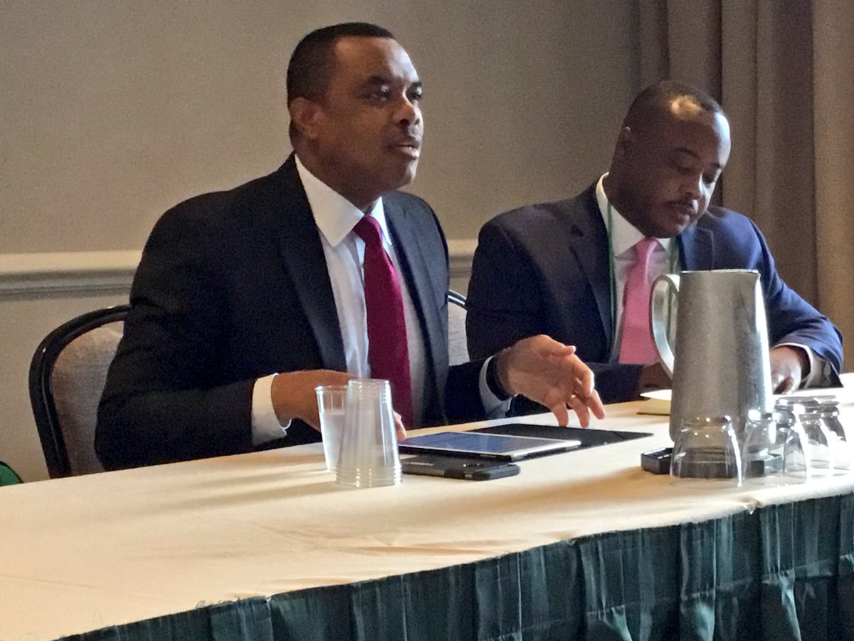 kenlemonWSOC9's tweet image. "Check, double check, &amp;amp; challenge to keep yourself out of trouble." Financial wisdom from @john_yearwood #chapterday #nabj17 @NABJ