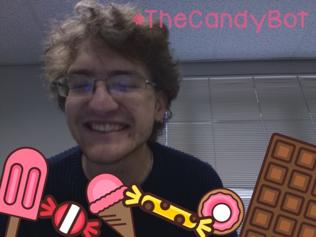 TheCandyBot's tweet photo. Smiling for Candy #TheCandyBot https://t.co/Z1BAyqKWhk