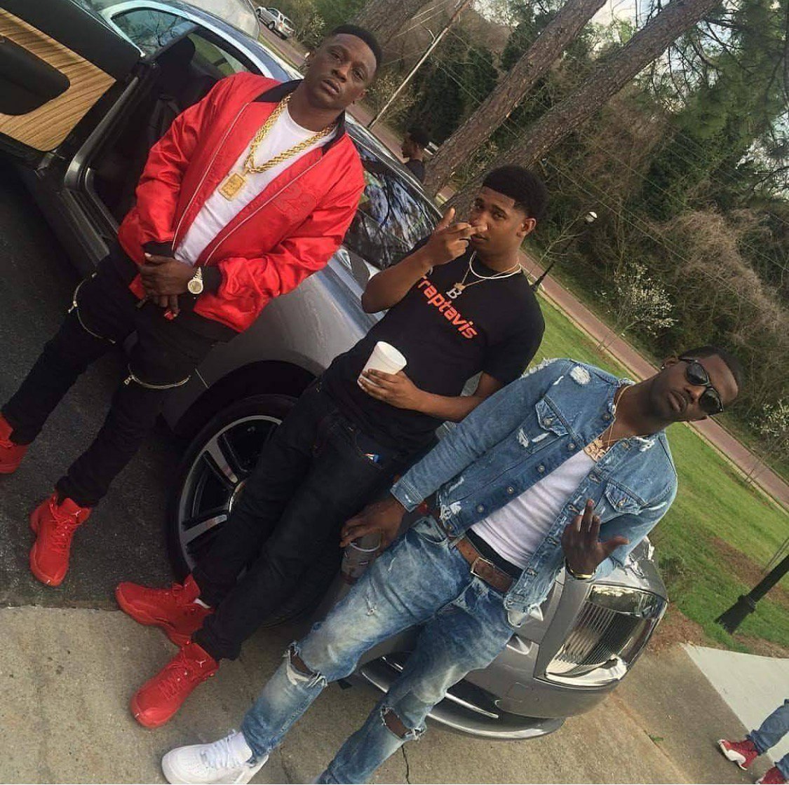 trapabe's tweet image. 