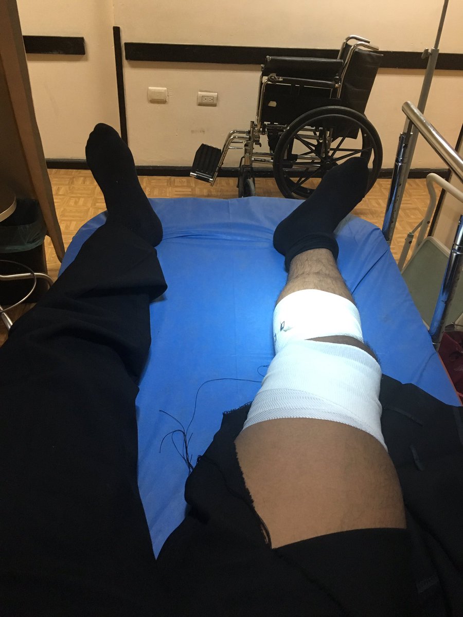 Efren1187's tweet photo. Para toda la gente que dice que esto es show que dios los bendiga ojalá no pasen por algo así tan doloroso  😞😞😞 @antoniogarzaa https://t.co/ZLAOu9ZNUh