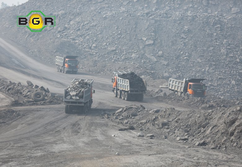 BgrMiningpvtltd's tweet photo. @BgrMiningpvtltd is an India’s leading Coal Mining Company with heavy Coal Mining Trucks in #UttarPradesh #MadhyaPradesh #Gujarat #Odisha https://t.co/3LWTWBy5hE