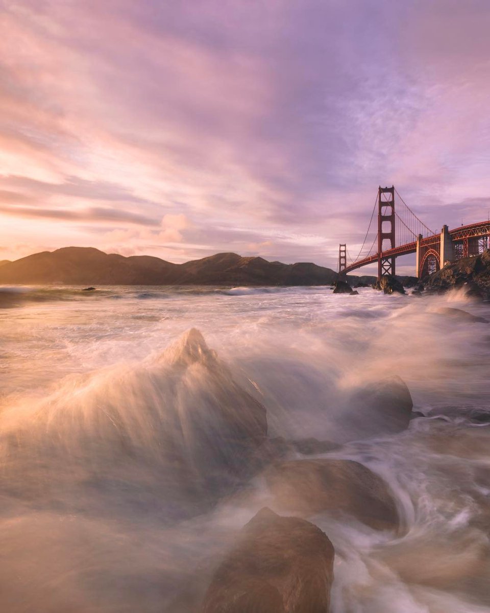 Sunset in San Francisco, California | Photography by Jude Allen