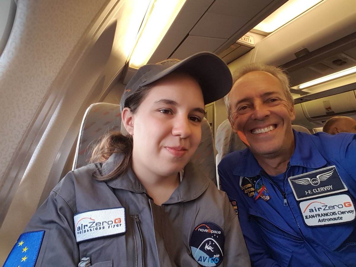 Nadège prête pour devenir astronaute d'un jour à bord de l'Airbus A310  Zero-G de Novespace