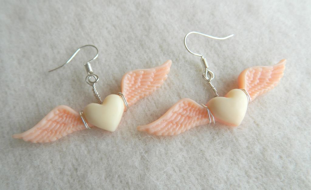 These #handmade #Kawaii Winged #Heart #Charm #Earrings were a best seller at #Canterbury Comi-Con 2017 grab them in my #Etsy shop