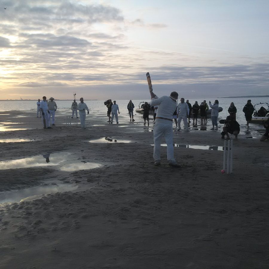 BBCRadioSolent's tweet photo. HOWZAT?! 🏏

The annual Bramble Bank cricket match has been held in the Solent this morning. Thanks to Arthur in Newport for the pictures! https://t.co/vYgQPWrmU4
