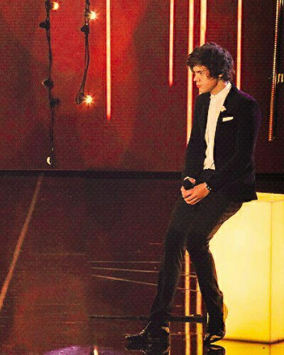 occhiprofondixk's tweet image. Guardate la loro differenza, mio dio...