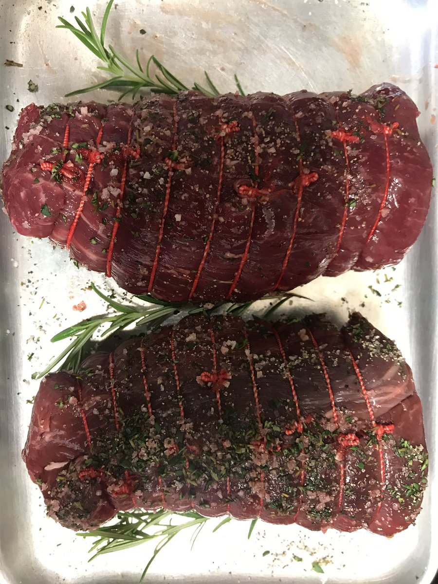 CrossKeysRode's tweet image. Specially requested supper last night .. #Chateaubriand from #bartlettsofbath .. seasoned, seared &amp;amp; #sousvide before finishing in the pan 👌🏼