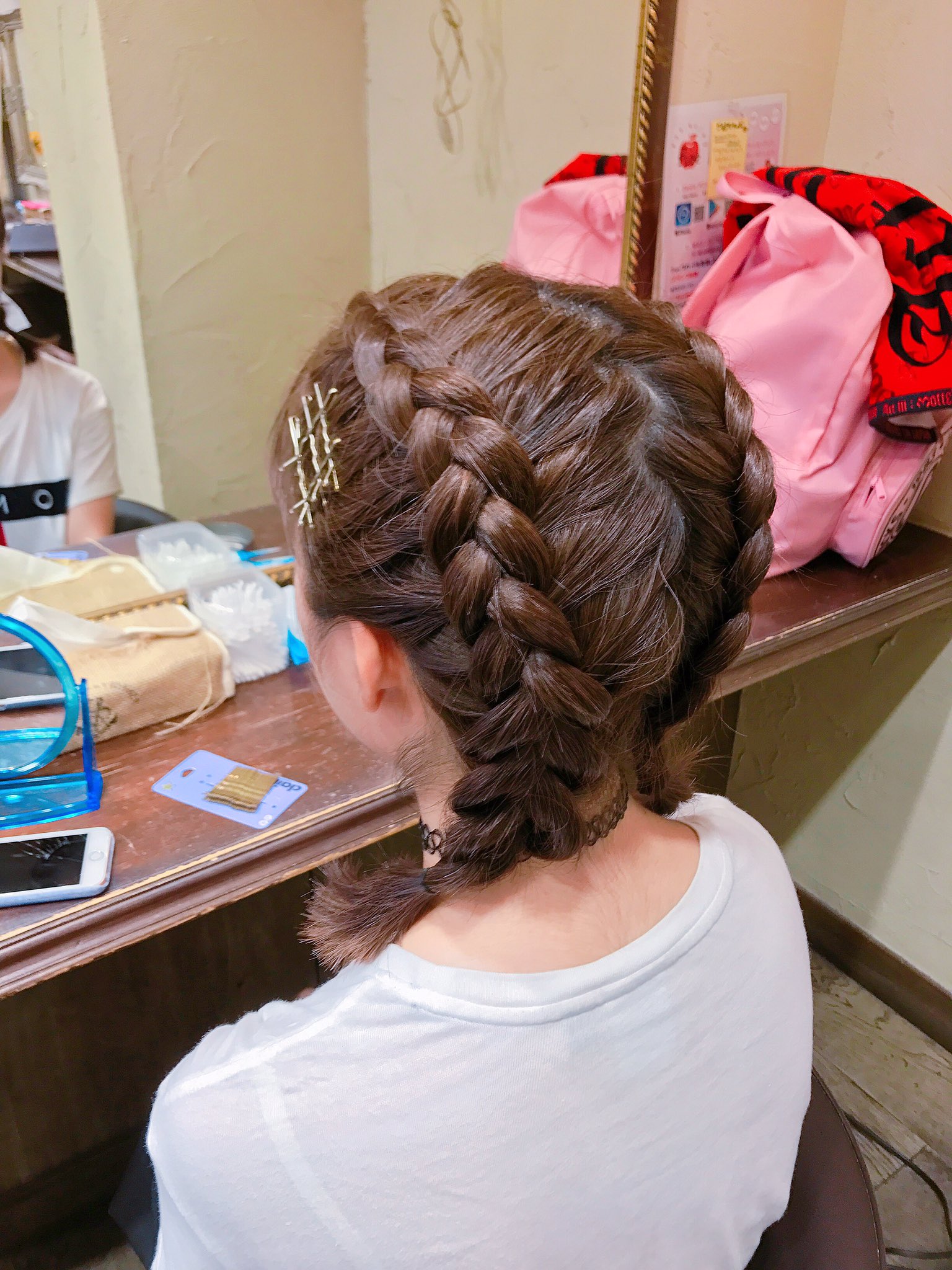 心斎橋 ミナミ セットサロンエース 今日は近くでg Dragonのライブがあったようで ヘアセットの女子でお店が溢れました セットサロン セットサロン大阪 ヘアセット ヘアアレンジ ヘアスタイル ヘアメイク ヘアメ コンサートヘア ライブヘア