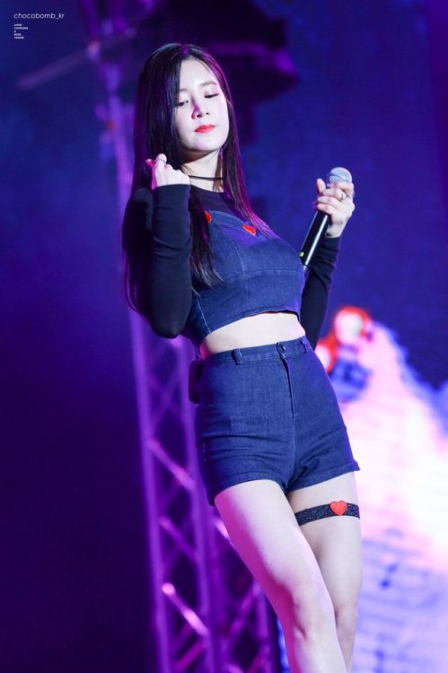 --LEA-- (@rongieeee) on Twitter photo 